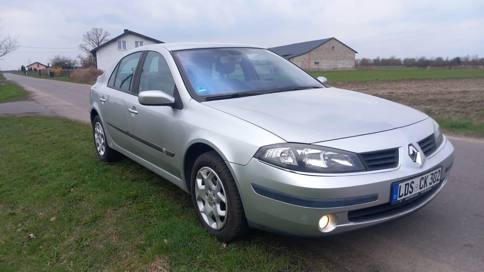 Renault Laguna 2 Lift 1.6 benzyna Navi Klimatronic Parktronic