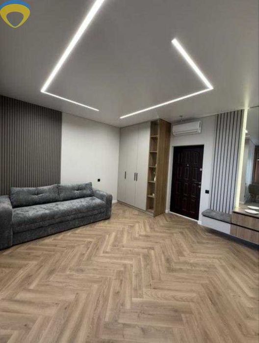 В продажу 1-кімнатна квартира з видом на  іподром — 61 Жемчужина