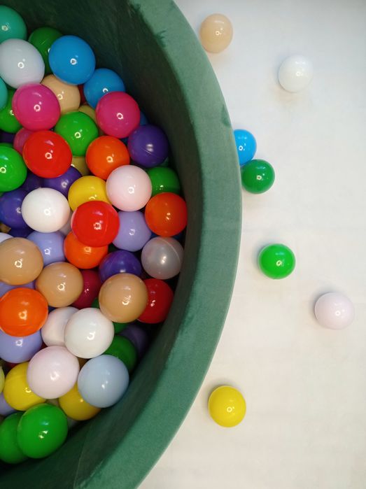 Сухий басейн смарагдовий з кульками та без. Різні кольори.Сухой бассей