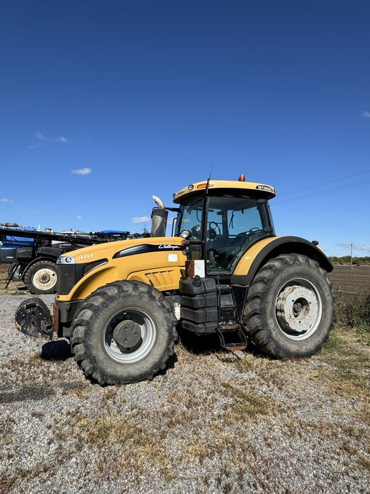 Трактор Challenger MT 665D