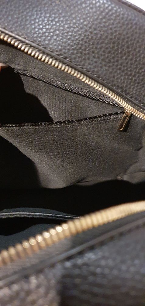 Mochila média preta