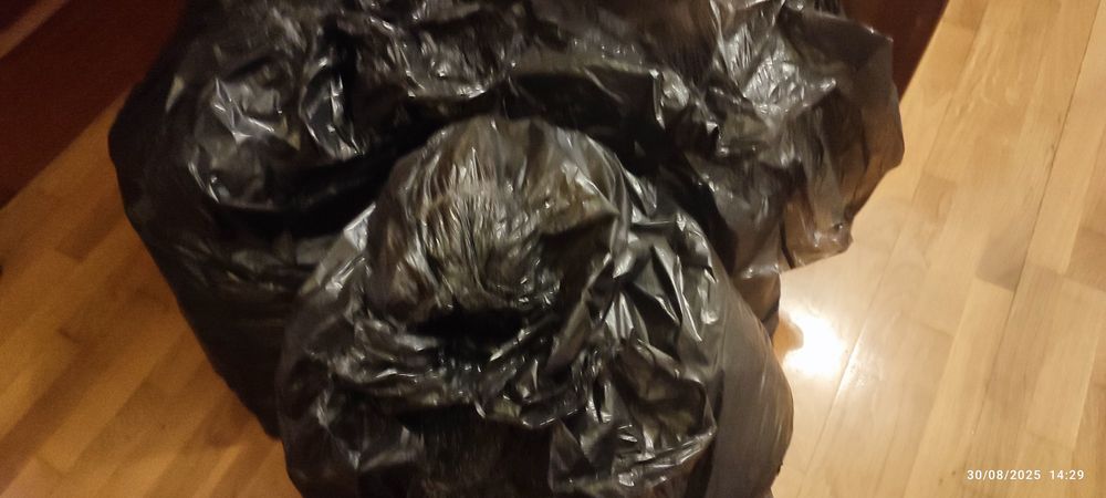 Roupa de Senhora,  usada diversa