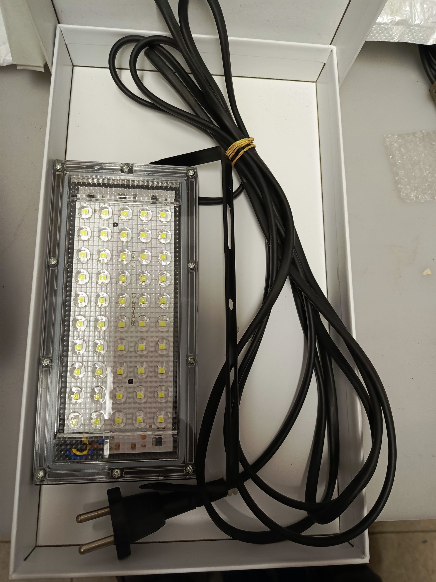 LED oświetlenie zewnętrzne 50W