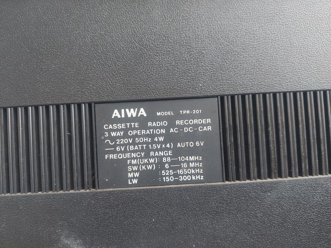 Aiwa TPR-201 radio magnetofon z torbą