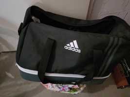 Torba piłkarska firmy adidas