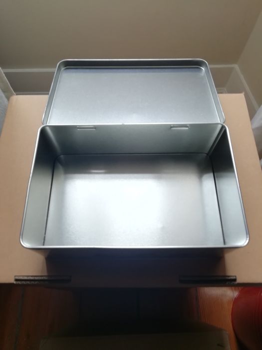 Caixa de costura nova