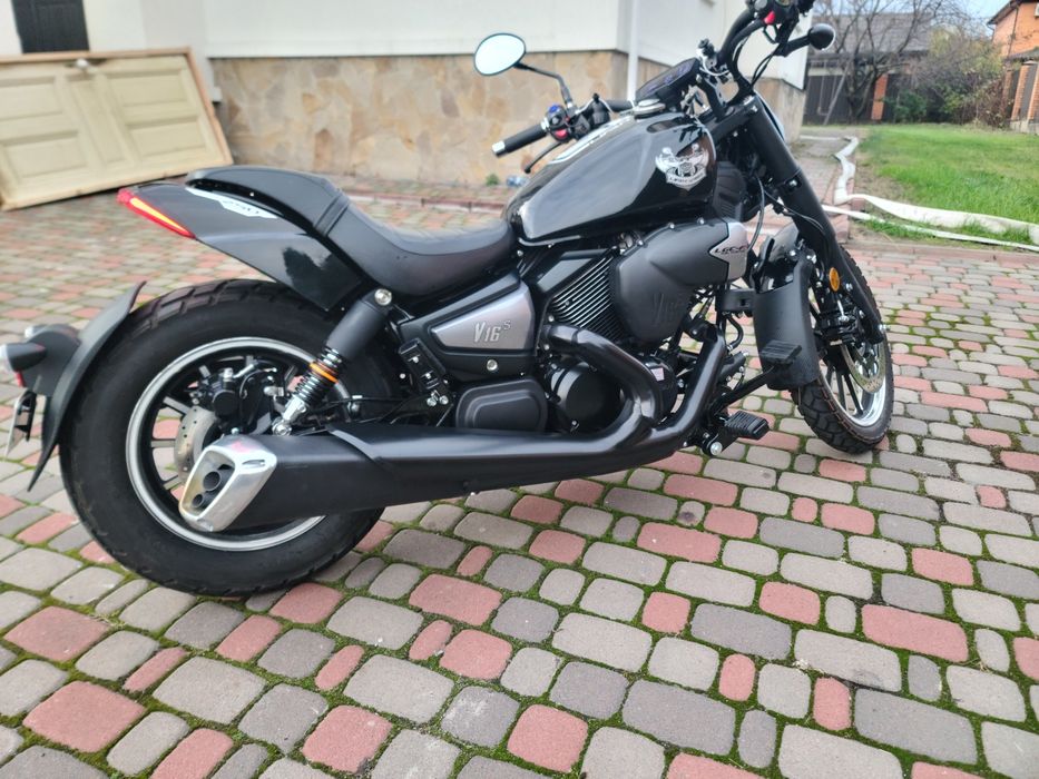 Мотоцикл Lifan v16s