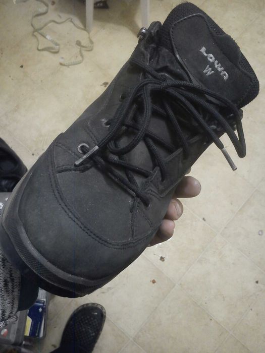 lowa 44/28 skóra grafitowe vibram gore tex trekking sklep 700 ładne