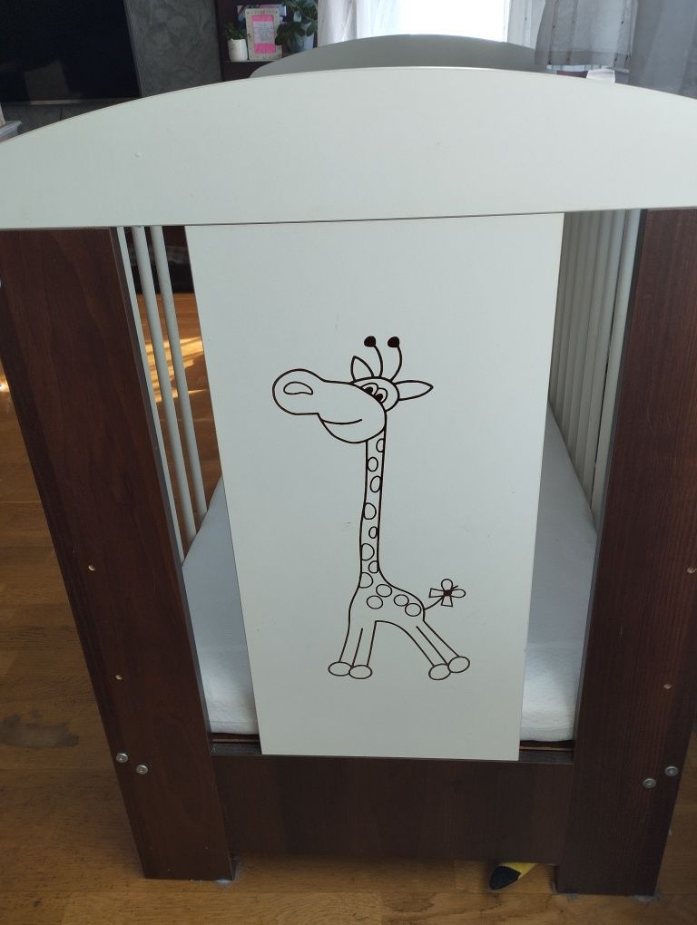 Łóżeczko dziecięce +gratisy