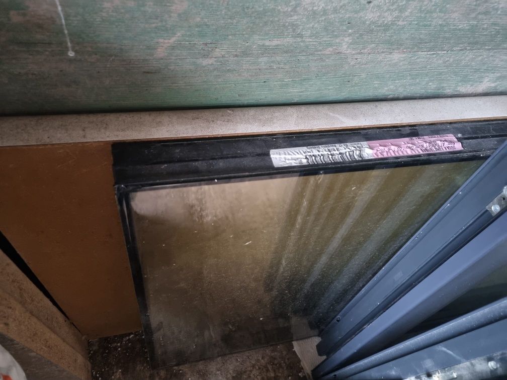 Okno REHAU wym 243x237