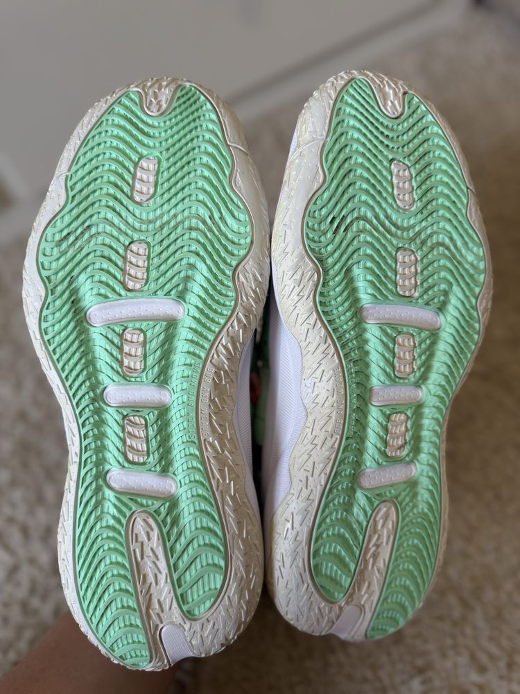 Buty sportowe do koszykówki Adidas Dame 8 extply Pulse Mint