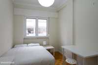 119364 - Quarto com cama de casal em apartamento com 5 quartos