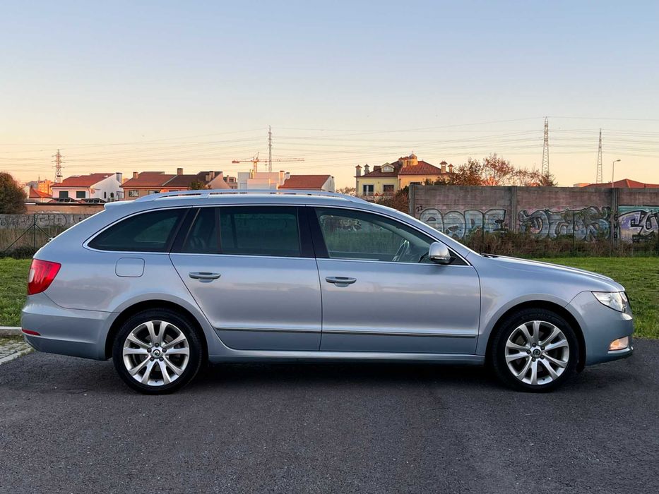 Skoda Superb 2.0 TDI Nacional Full Extras