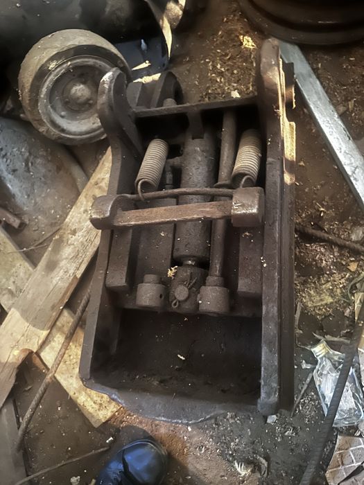 Швидкознімач JCB