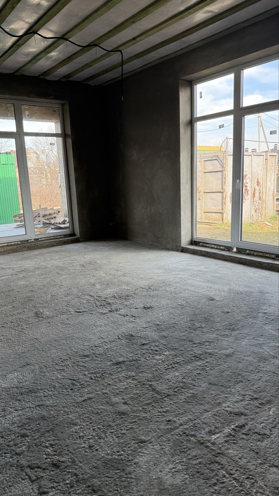 Продаж котеджу в Минаї від забудовника.
