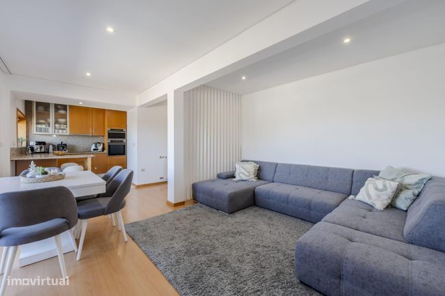 Apartamento T2 como novo no Centro de Amares!