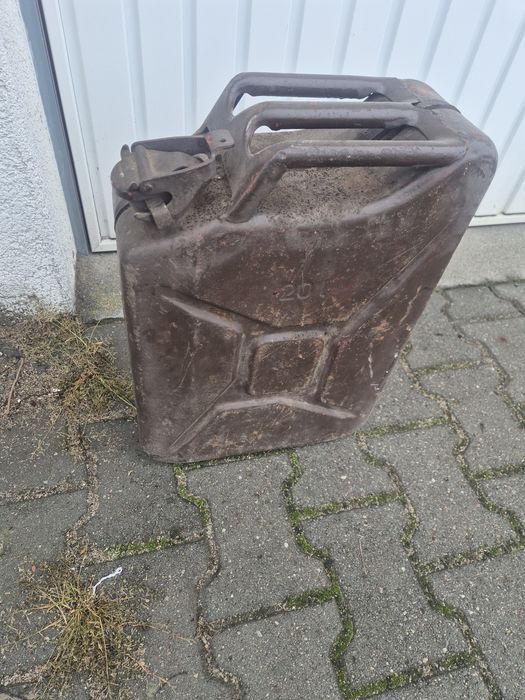 Kanister metalowy 20l