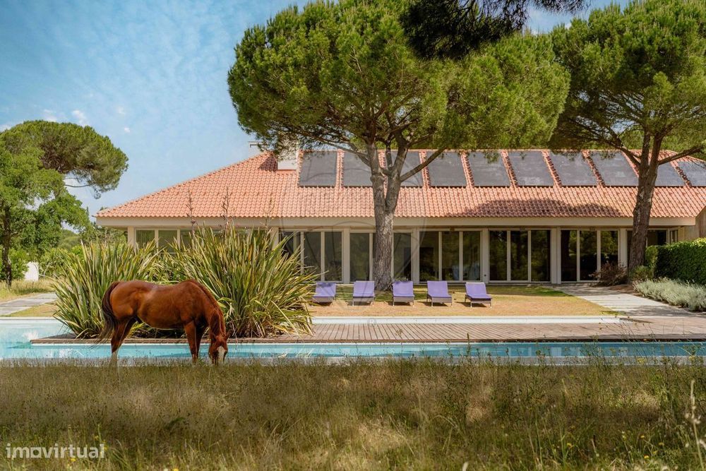 Moradia T5 para venda