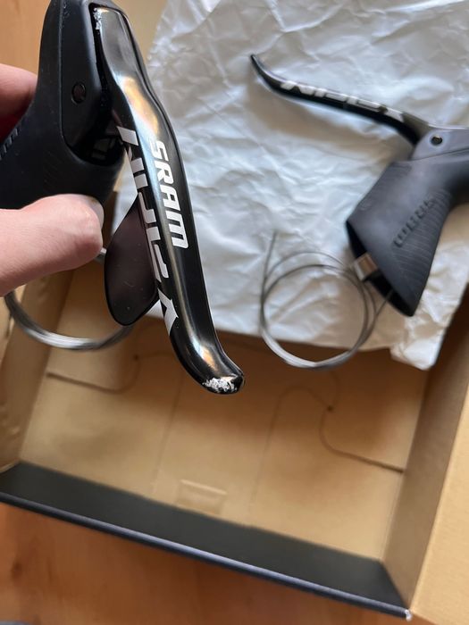 Klamkomanetki SRAM Apex 11s + zaciski  FUNN ONE PRO (hybrydowe)