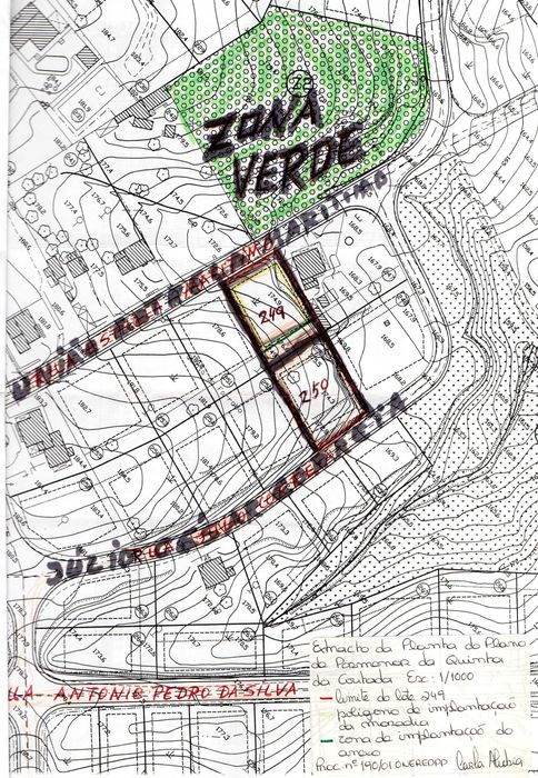 Coutada V.F. Xira vendo 1 de 3 lotes  nesta prestigiada urbe.