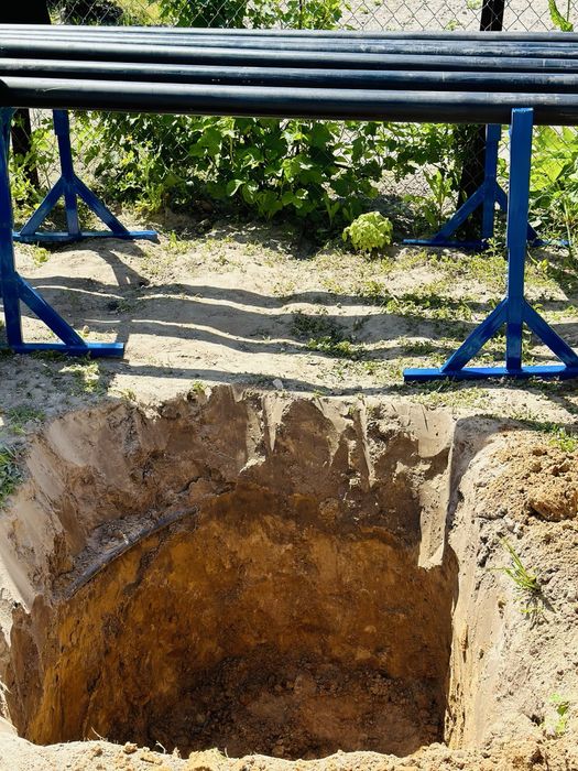 Буріння свердловин на воду Бурение скважин Немирів