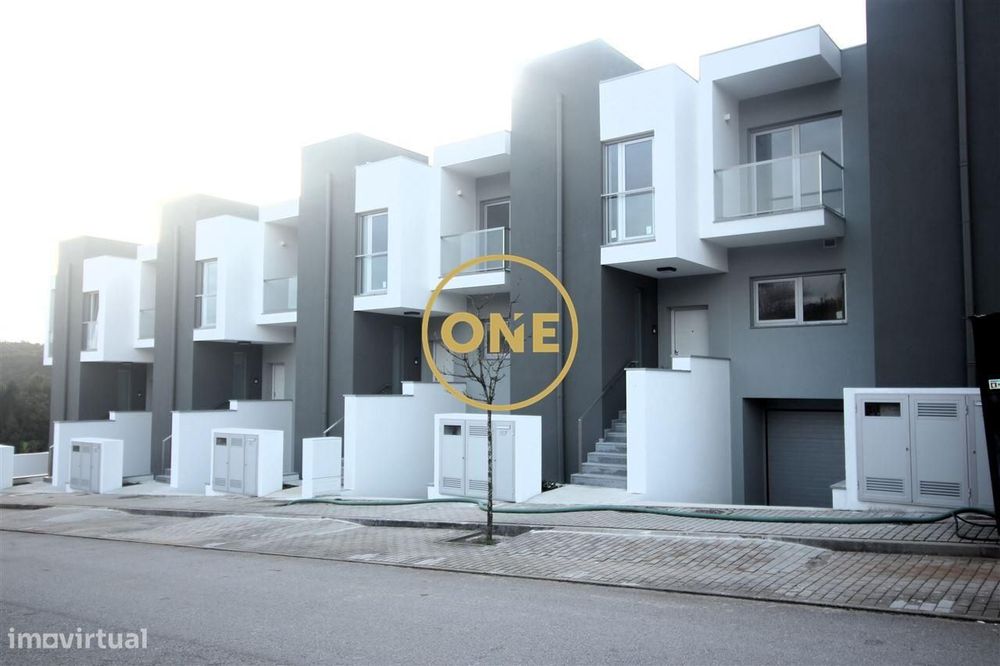 Moradia T3 em Cavalões