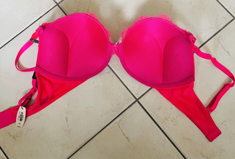 Victoria’s Secret biustonosz 36D/L