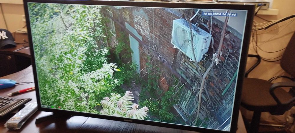 Телевізор 32'' Samsung UE32J5000AK