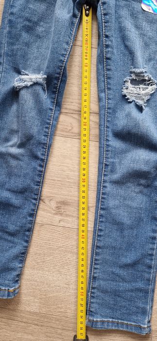 Nowe spodnie jeansowe DKNY r. 122 (7 lat) odczepiona metka logowane
