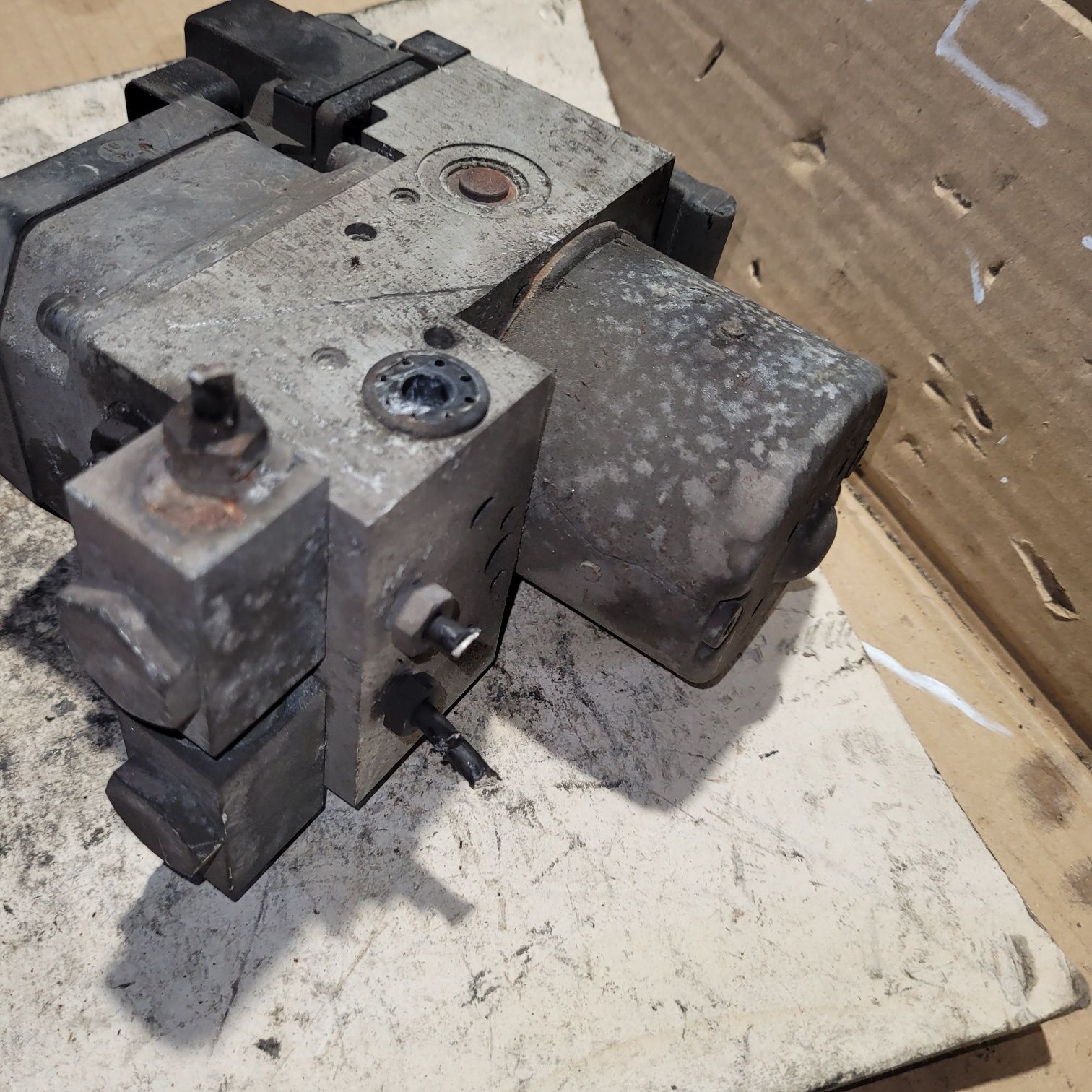 Pompa abs vw passat b5 audi a4 b5 a6 c5 1997r