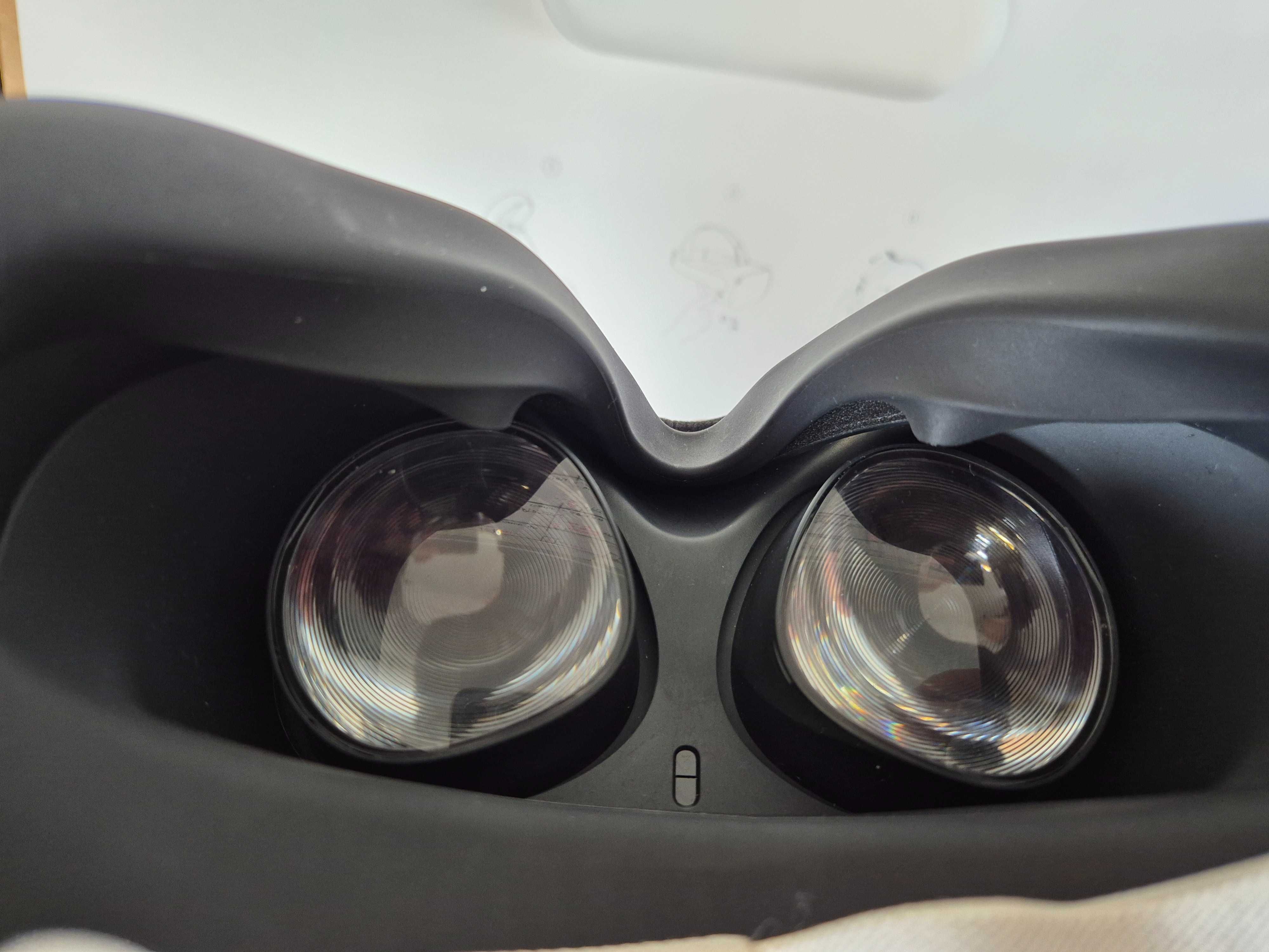 Gogle VR Oculus Meta Quest 2 wersja 128 GB.