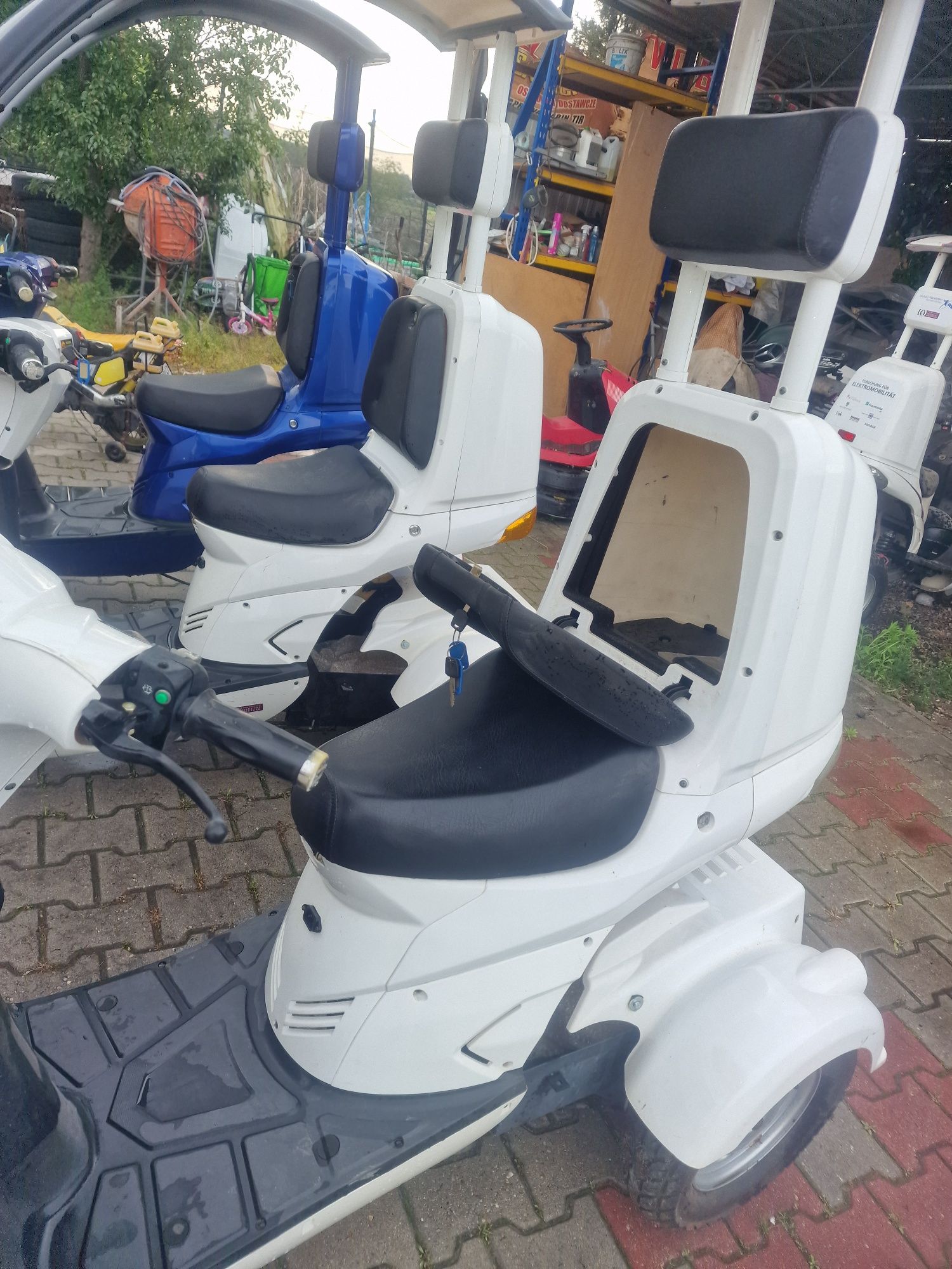 Skuter elektryczny