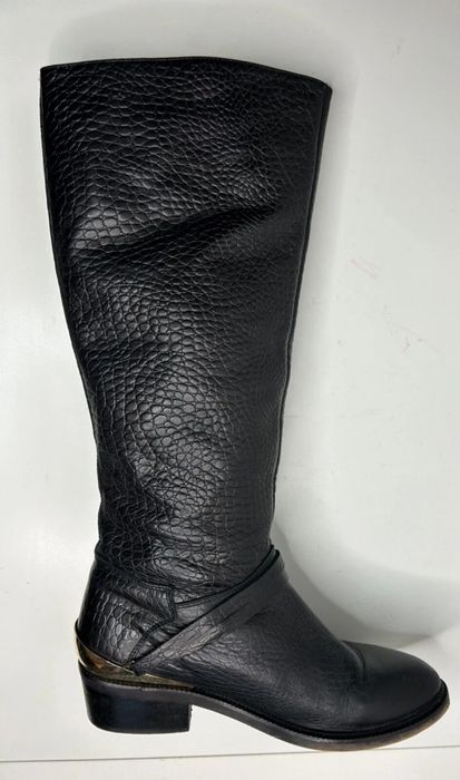 Жіночі високі сапоги