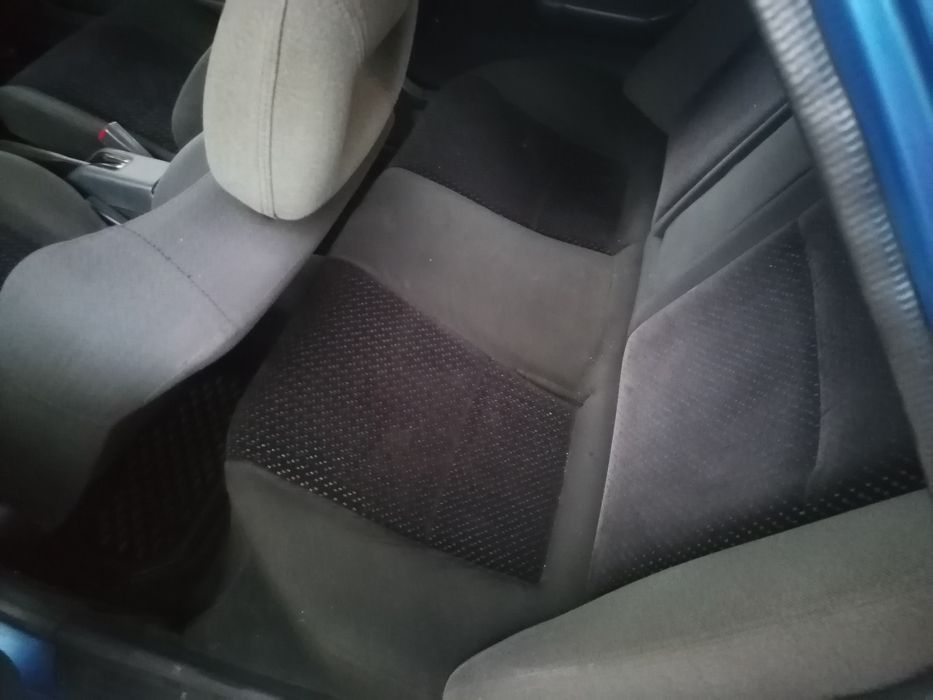 Мазда - 323  Сліпа 1.6-16v