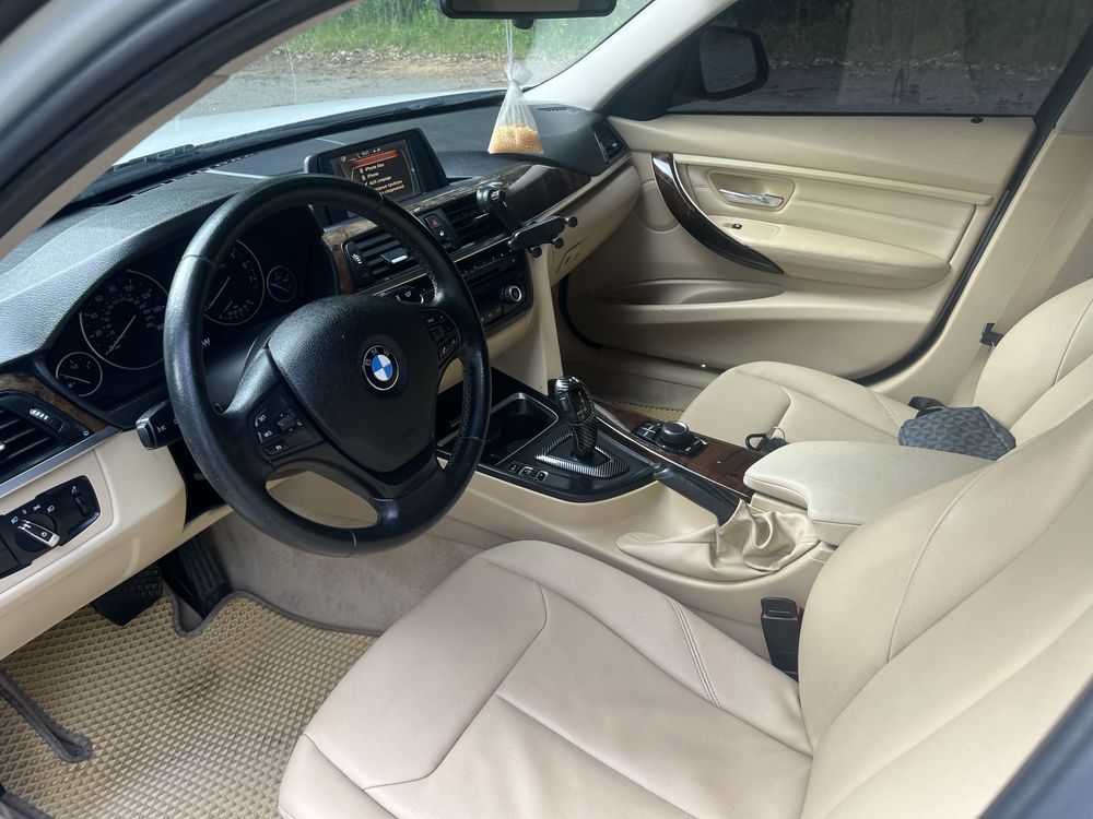 Bmw 320i f30 без вкладень