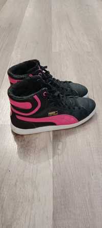 Buty damskie Puma.