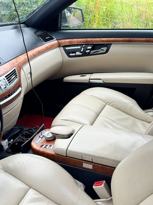 Mercedes S550 W221