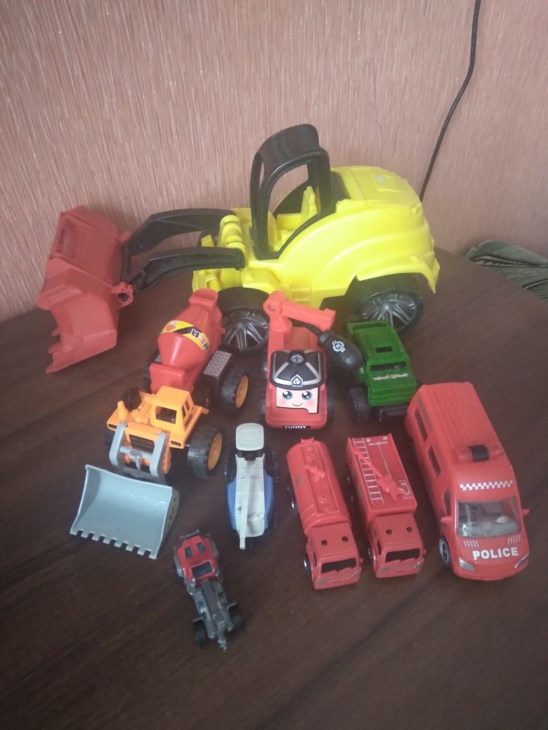 Іграшковий транспорт