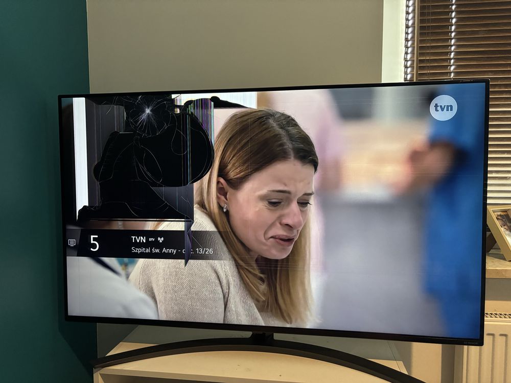Telewizor LG 49NANO86 NanoCell 49 cali - uszkodzona matryca