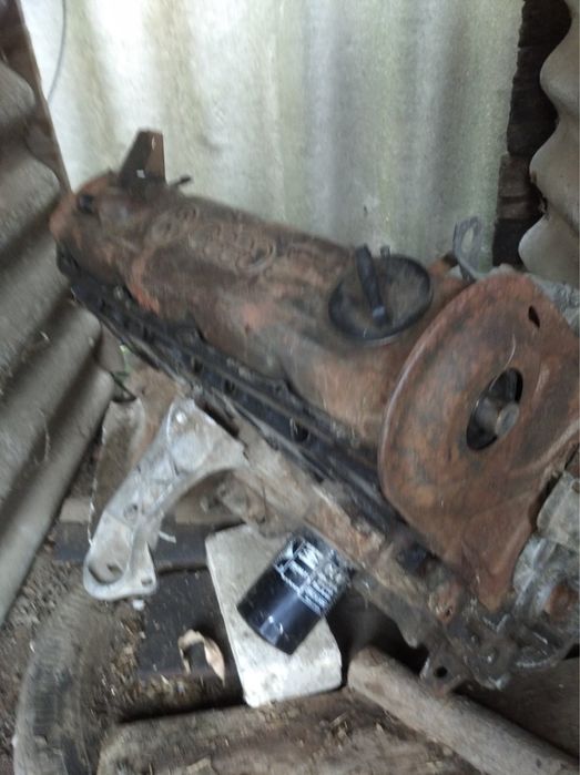 Двигатель Audi 100 , 1,9 1987г.