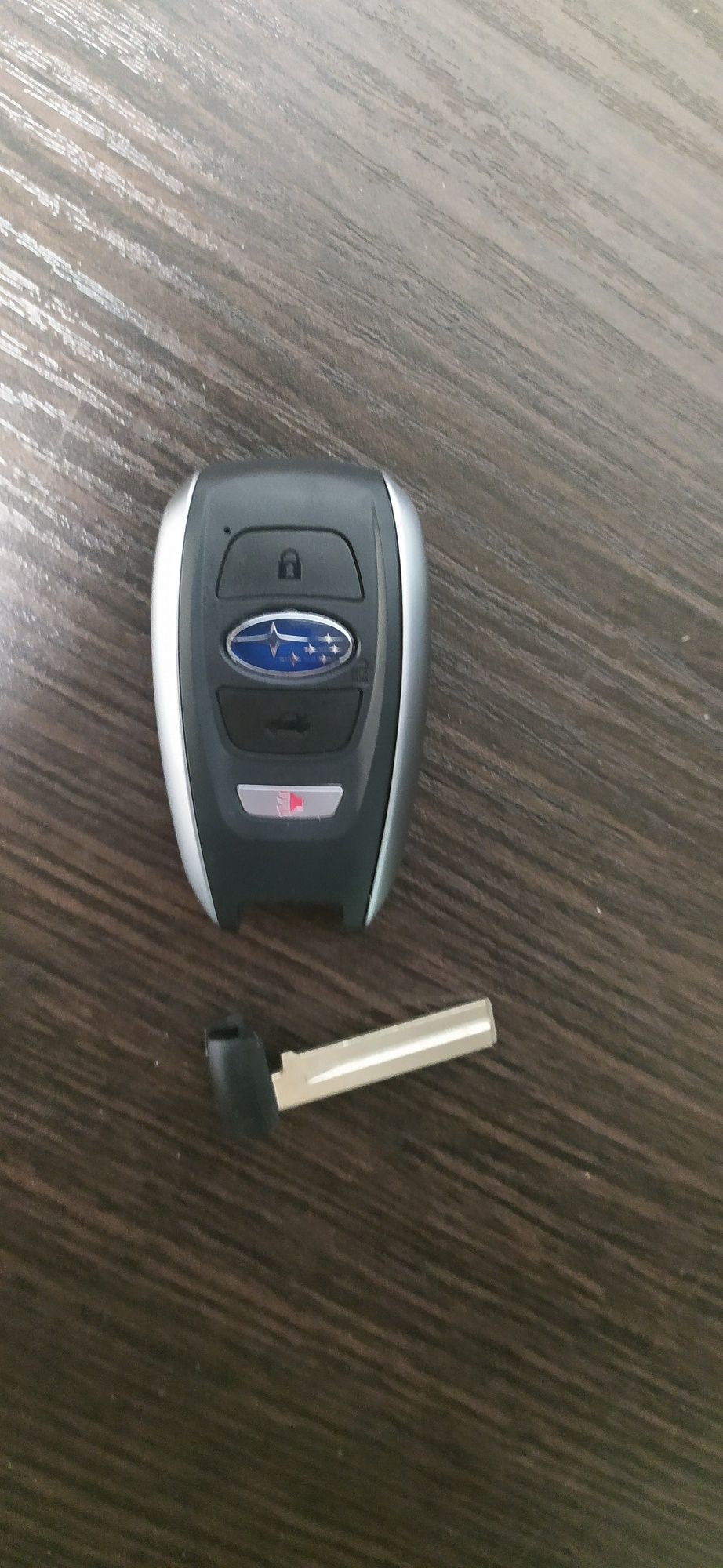 Смарт ключ Subaru