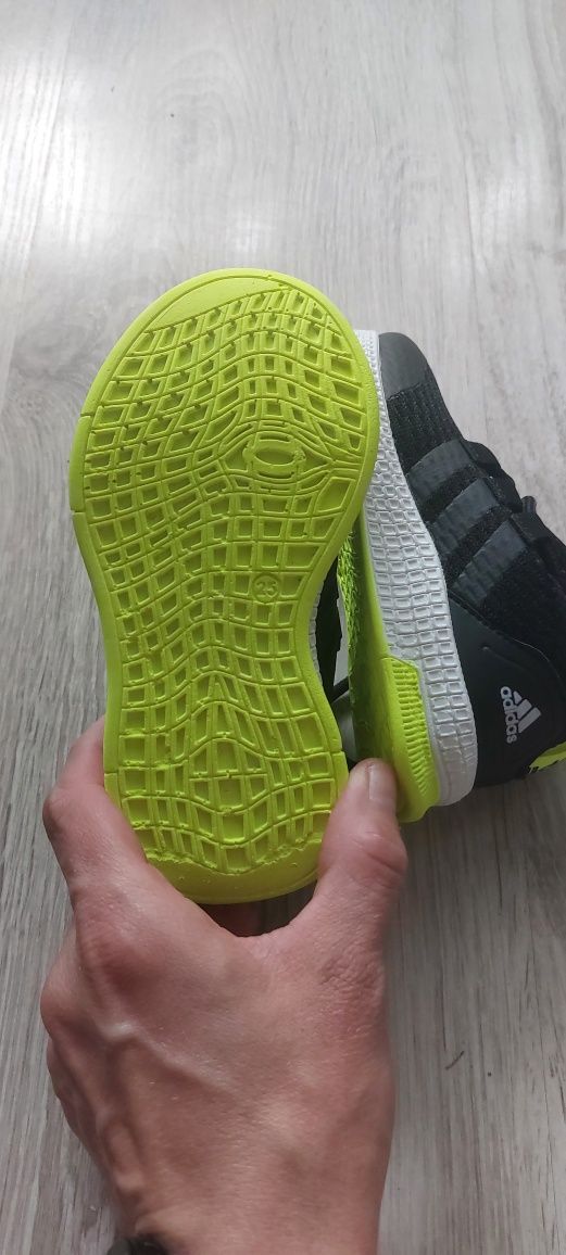 Sprzedam buty nowe