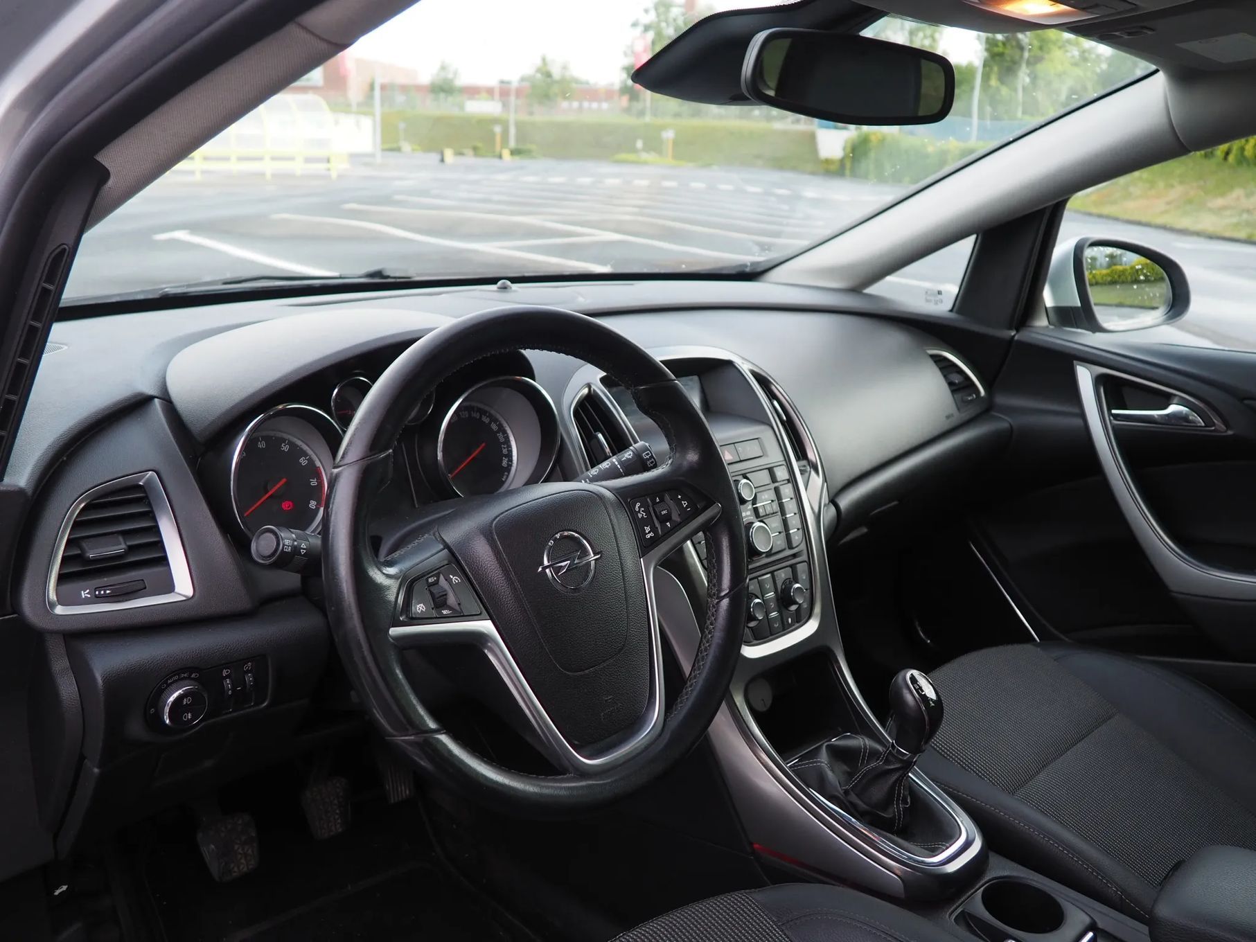 Opel Astra J 1.4 Turbo Sports Tourer, 140 KM - prywatnie