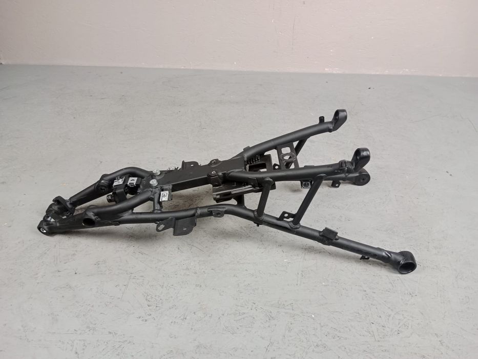 Ducati Streetfighter V2 Stelaż Tylny Rama Tył Idealne 2023