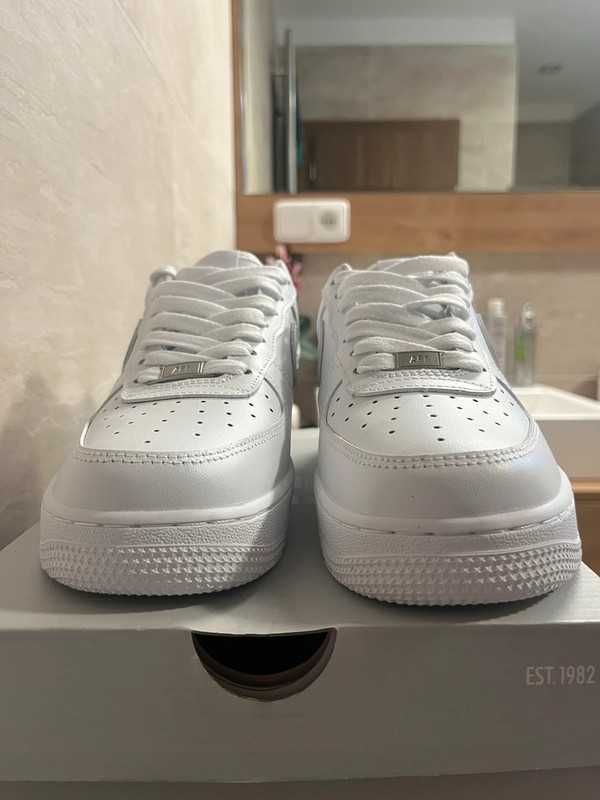 Nike Air Force 1 Low '07
White (Women's)
39