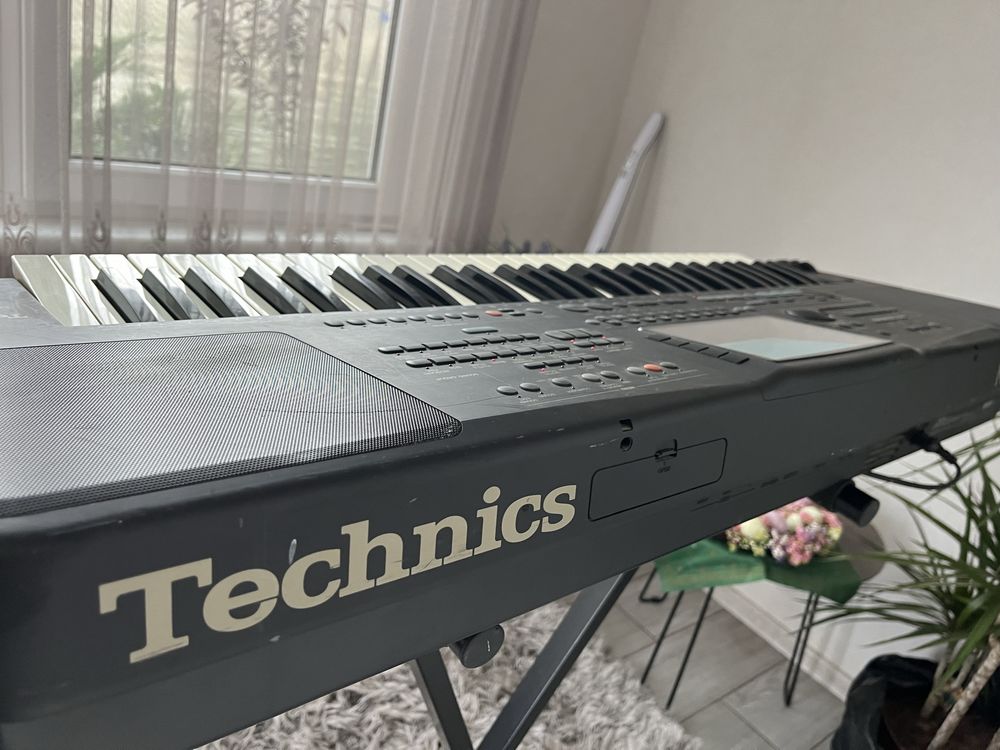 Синтезатор Technics sx-kn3000