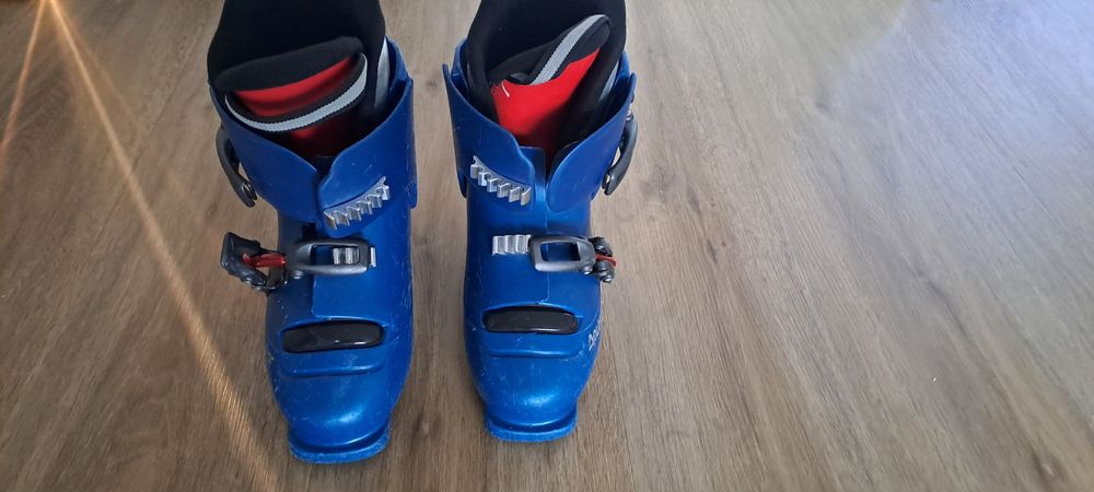 Buty narciarskie regulowane rozm. 30-34