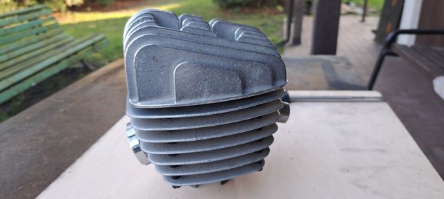 WSK 125 Cylinder Głowica aluminium