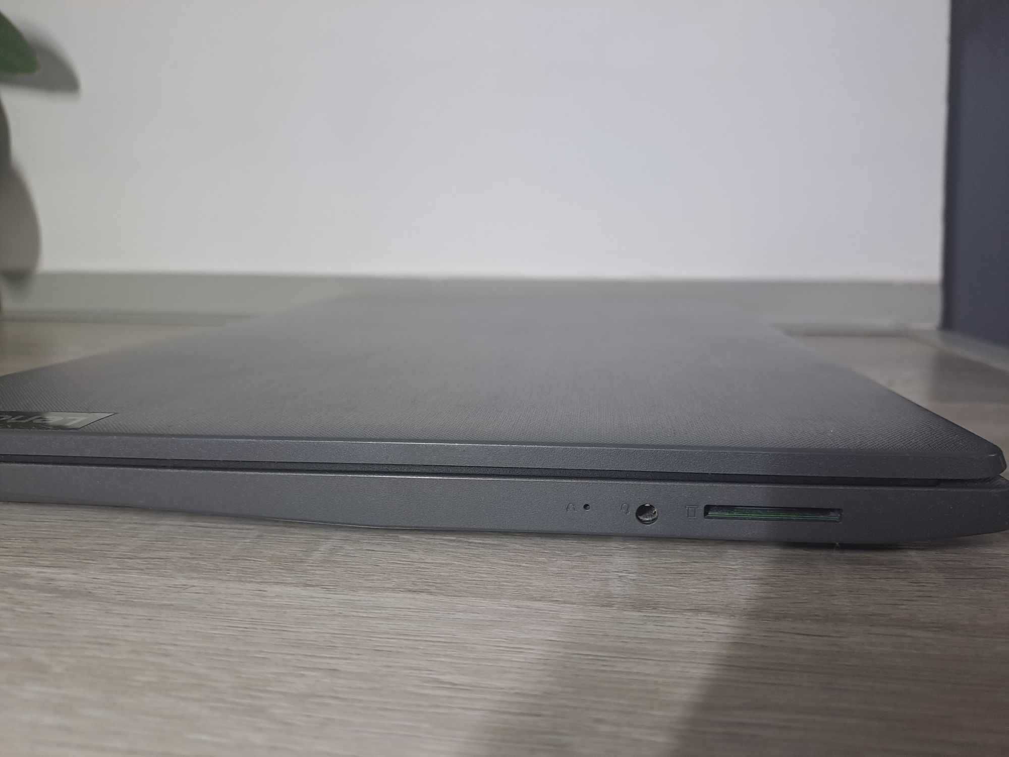 Laptop lenovo amd