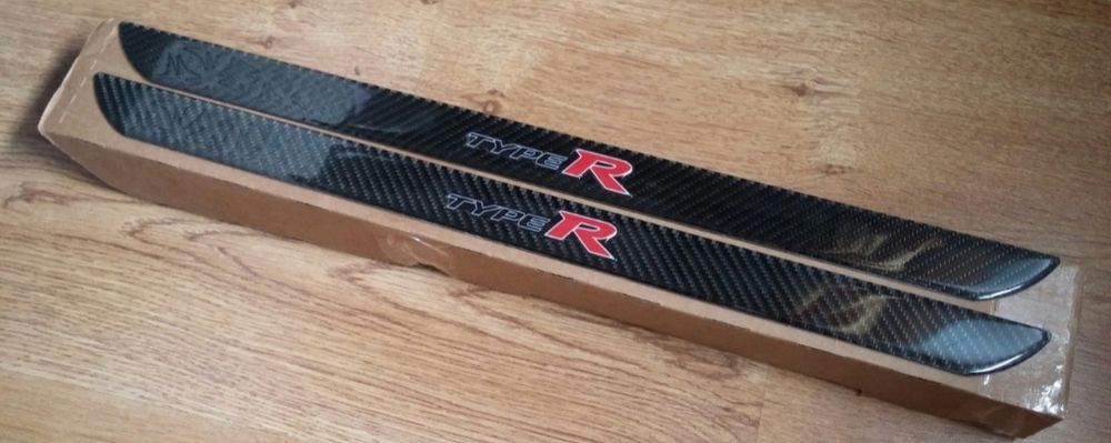 Frisos Type R em carbono gel coat